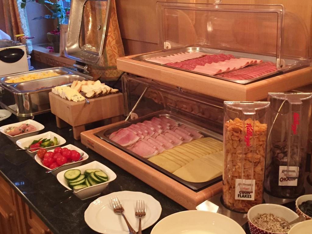 Hotel Dr Otto Murr B&B 圣安东阿尔贝格 外观 照片